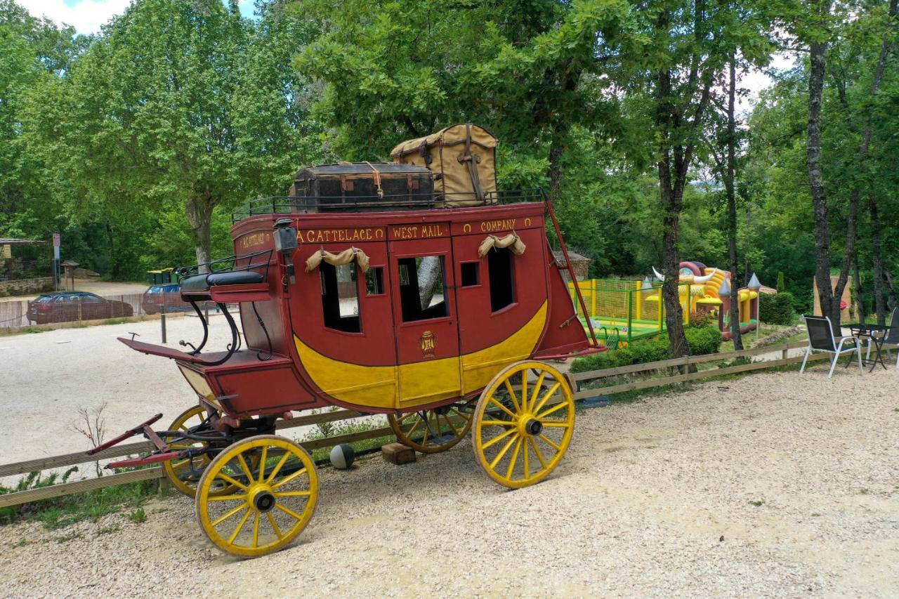 Camping Le Colorado Rustrel Zewnętrze zdjęcie