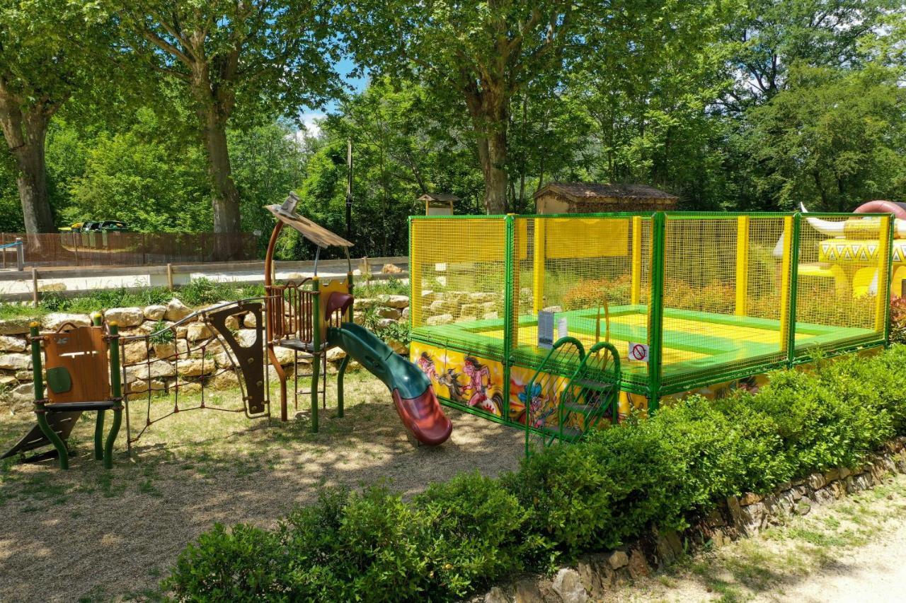 Camping Le Colorado Rustrel Zewnętrze zdjęcie