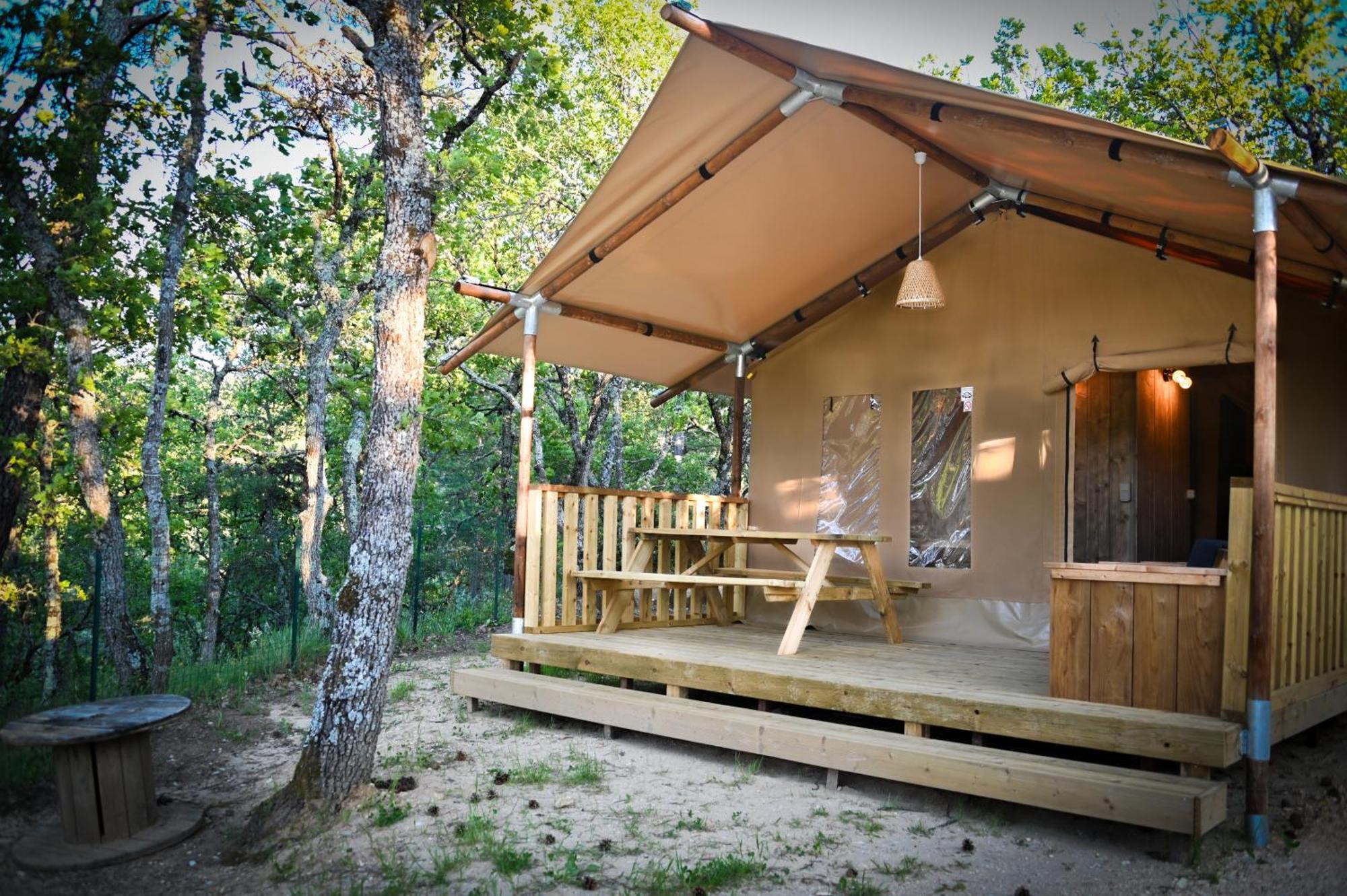 Camping Le Colorado Rustrel Zewnętrze zdjęcie