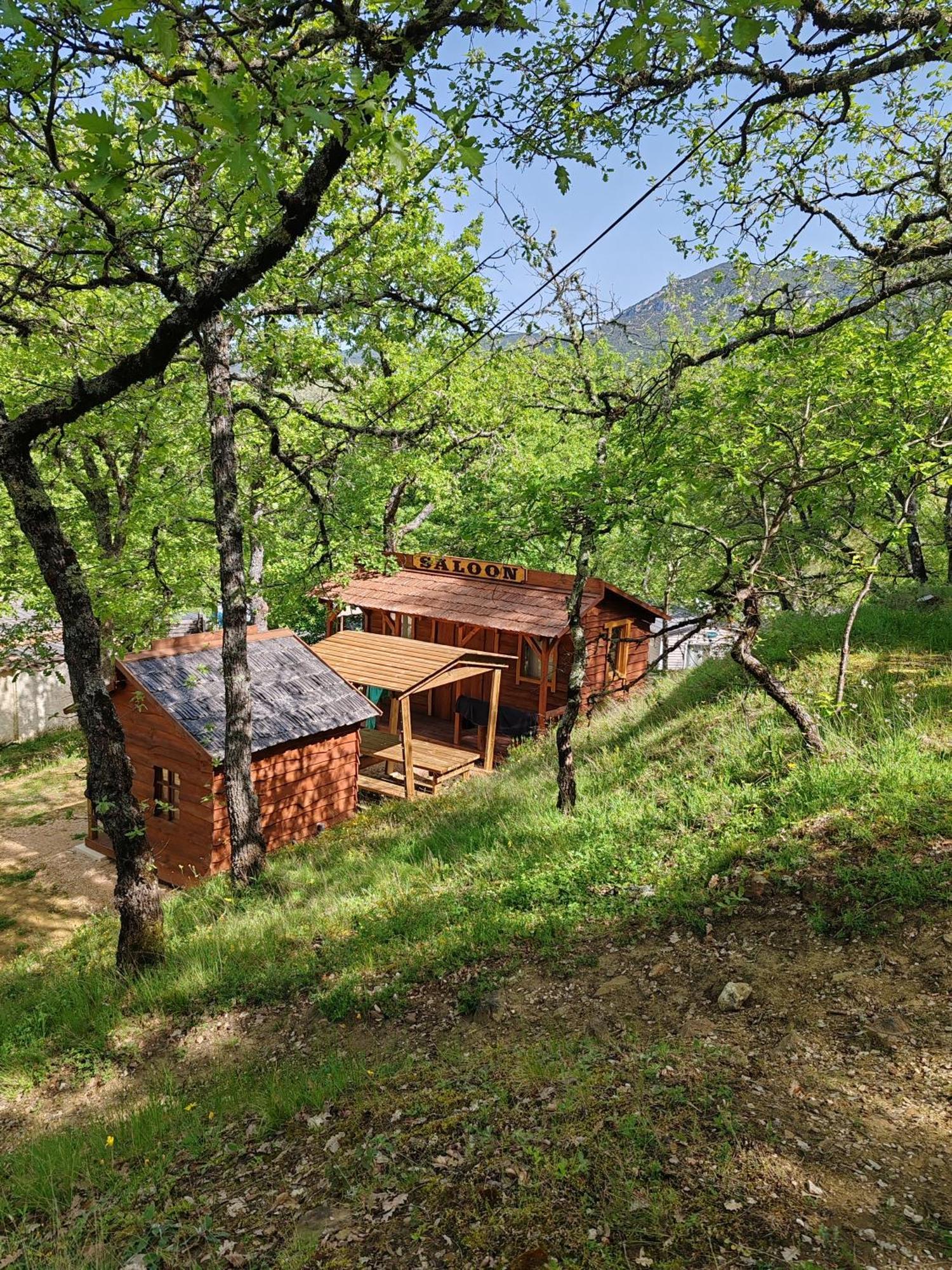 Camping Le Colorado Rustrel Zewnętrze zdjęcie