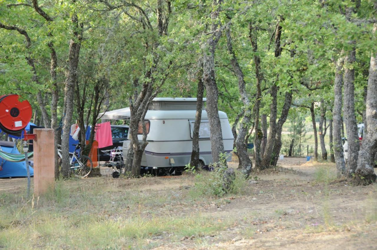 Camping Le Colorado Rustrel Zewnętrze zdjęcie